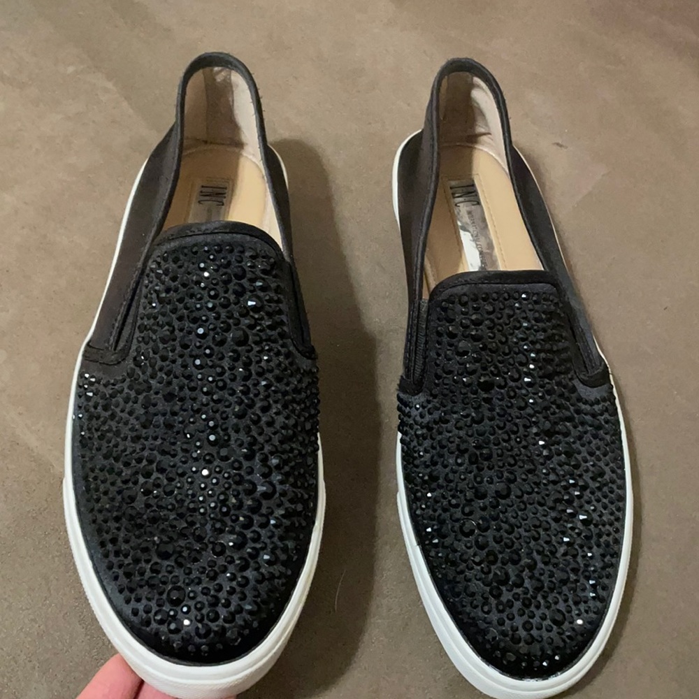 Size 8.5, casual flat shoe